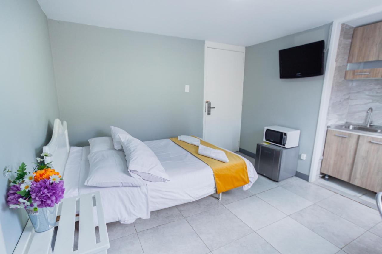 Apartasuites & Hotel Bogota Teusaquillo Εξωτερικό φωτογραφία